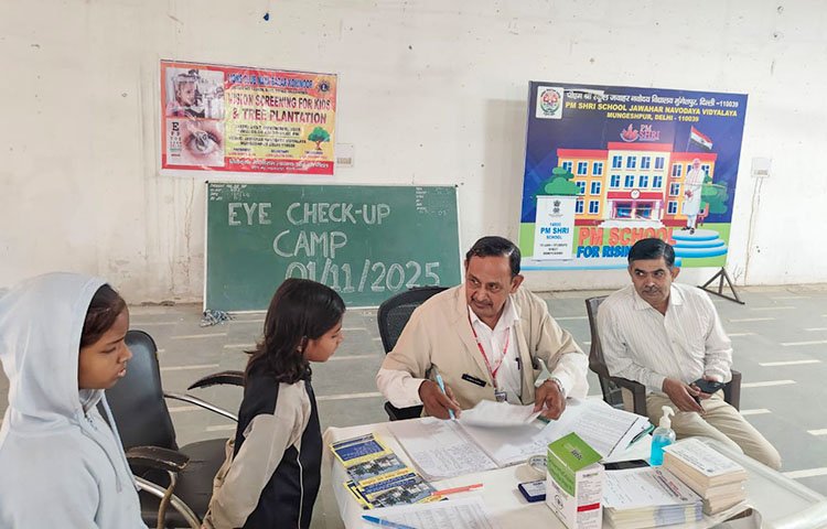 Free School Eye Screening Camp by Lions Club Kohinoor